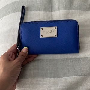 Michael Kors wristlet